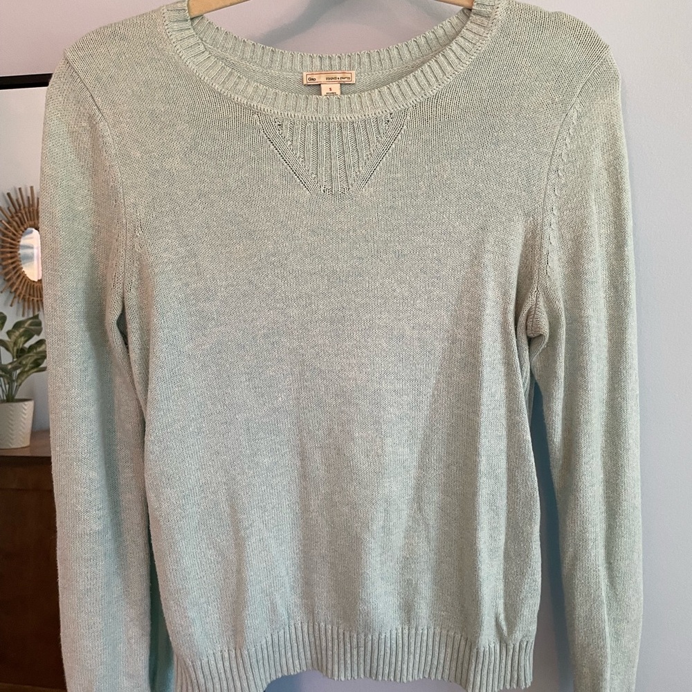 GAP Blue Crew Neck Sweater Soft Knit Versatile
